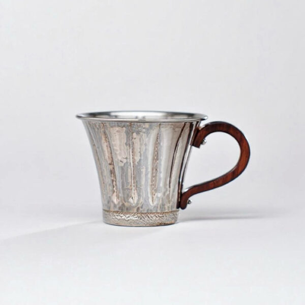 2025-08-28_225320_602 999 Pure Silver Handmade Coffee Cup - Heat Insulated Luxury Mug